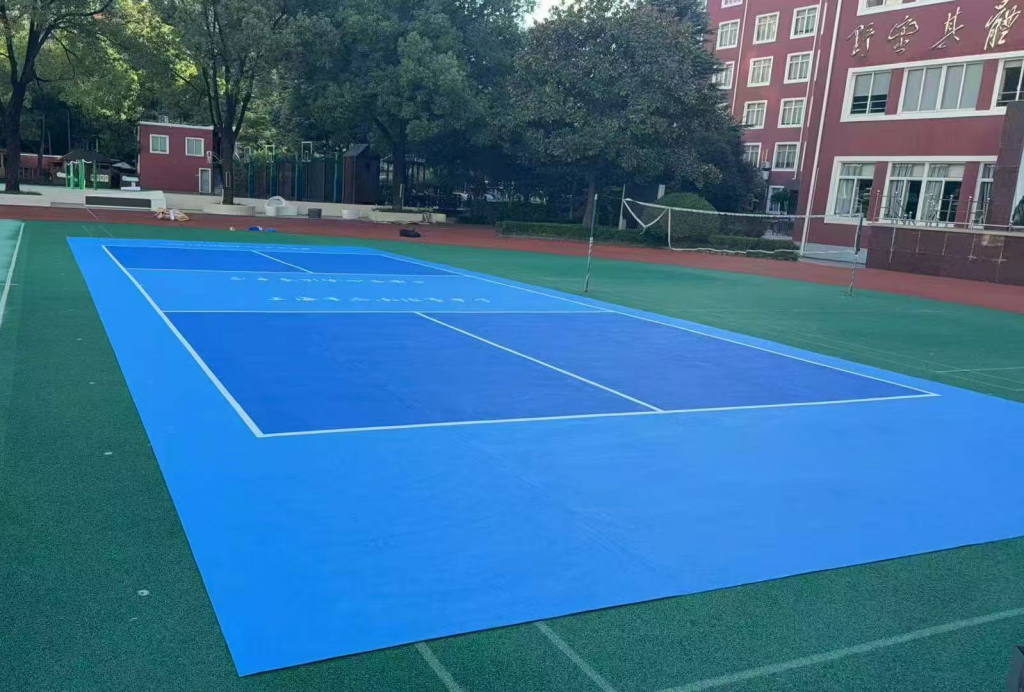 pickleball court rollout mats.webp
