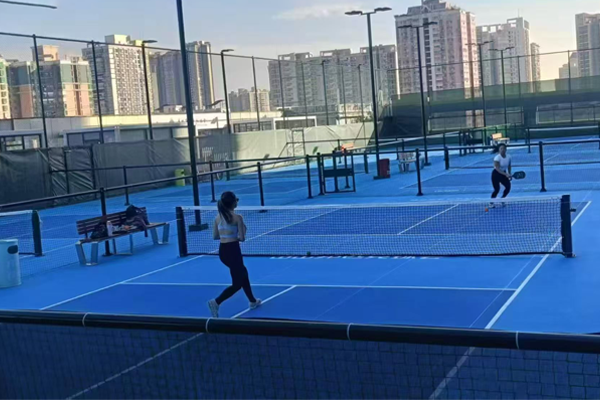 pickleball court material.webp