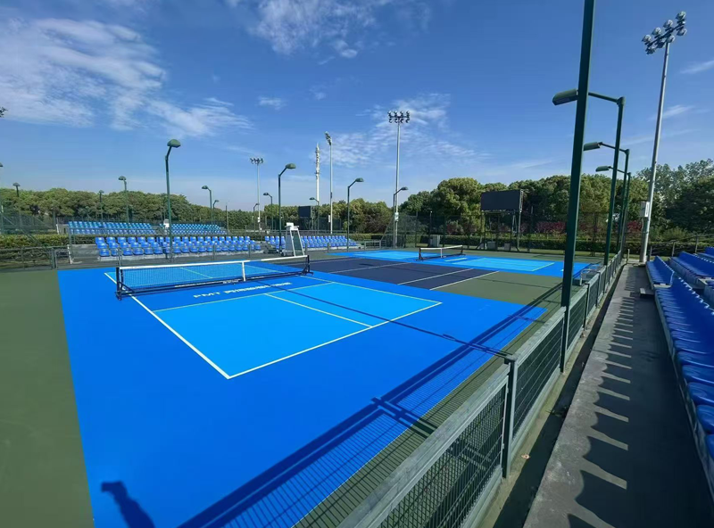 commercial pickleball court flooring guide 2026.webp